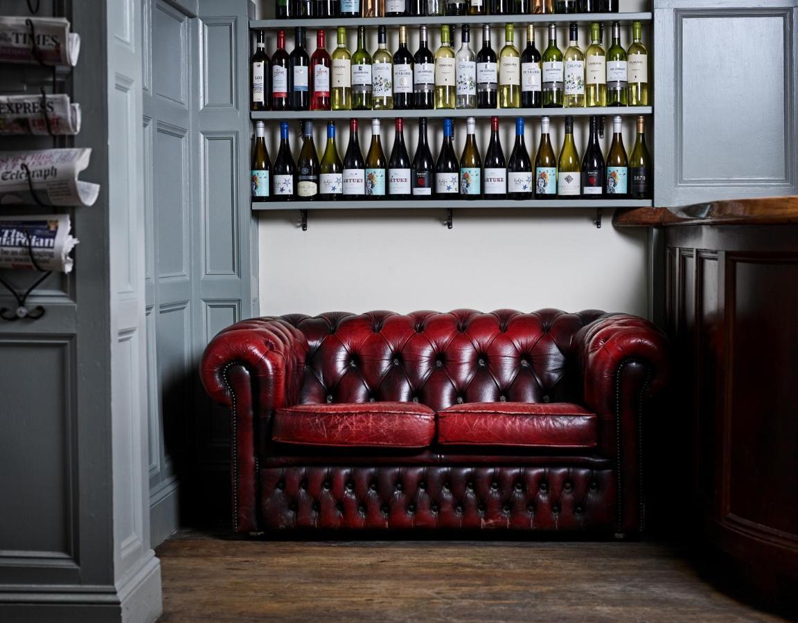The Montagu Arms Hotel Beaulieu Bagian luar foto