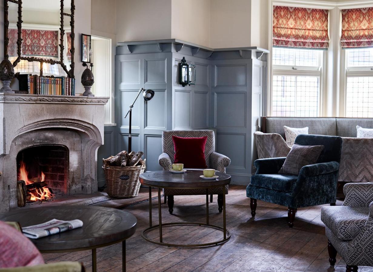 The Montagu Arms Hotel Beaulieu Bagian luar foto