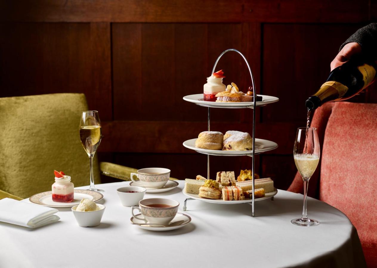 The Montagu Arms Hotel Beaulieu Bagian luar foto