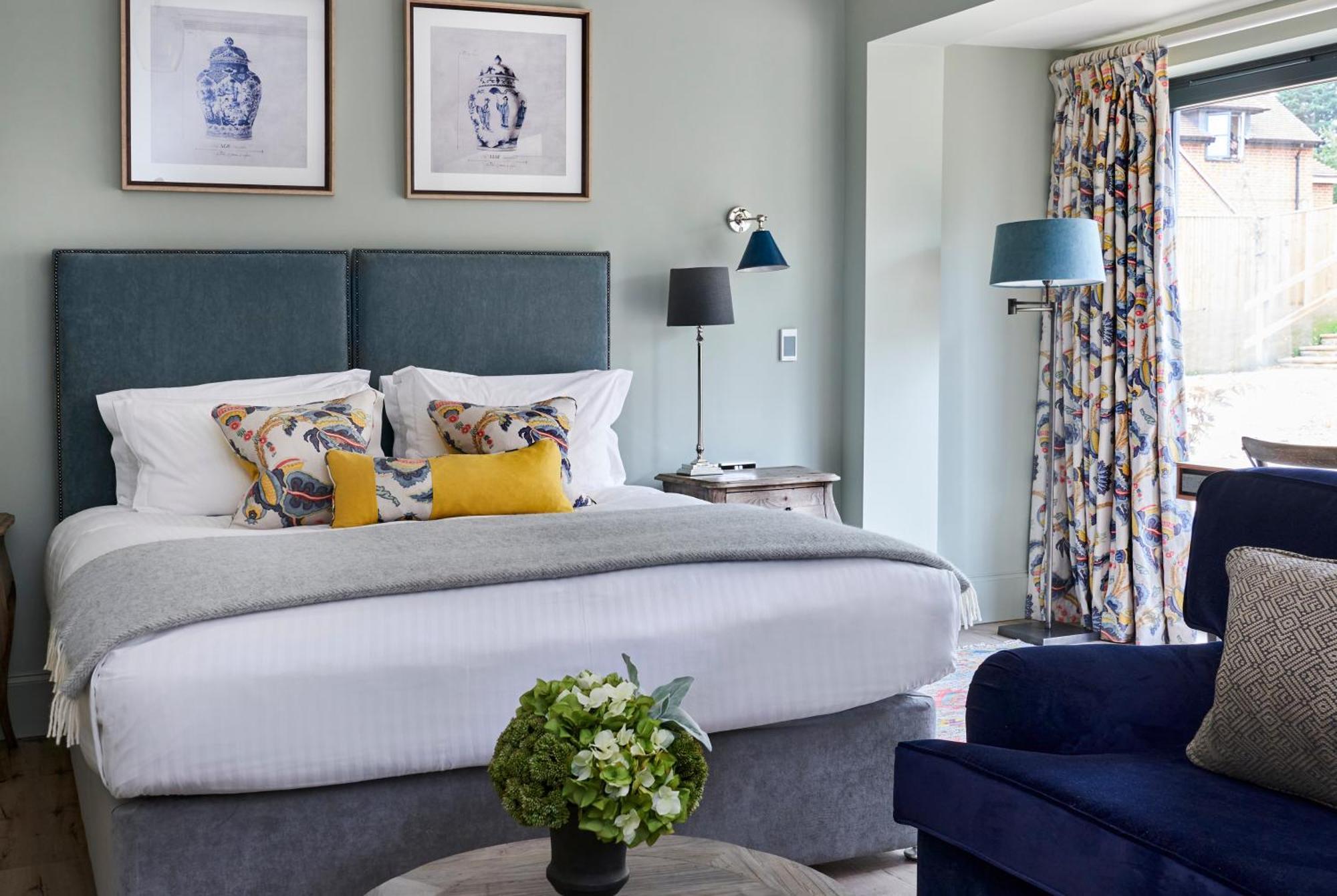 The Montagu Arms Hotel Beaulieu Bagian luar foto